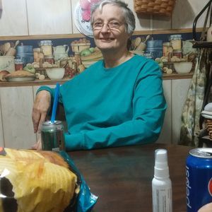 Meet your Posher, Sandra